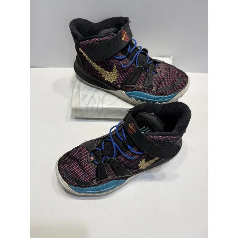 Nike Boys Kyrie 7 Black Basketball Shoes Sneakers Size 3Y CW3240-001 Youth